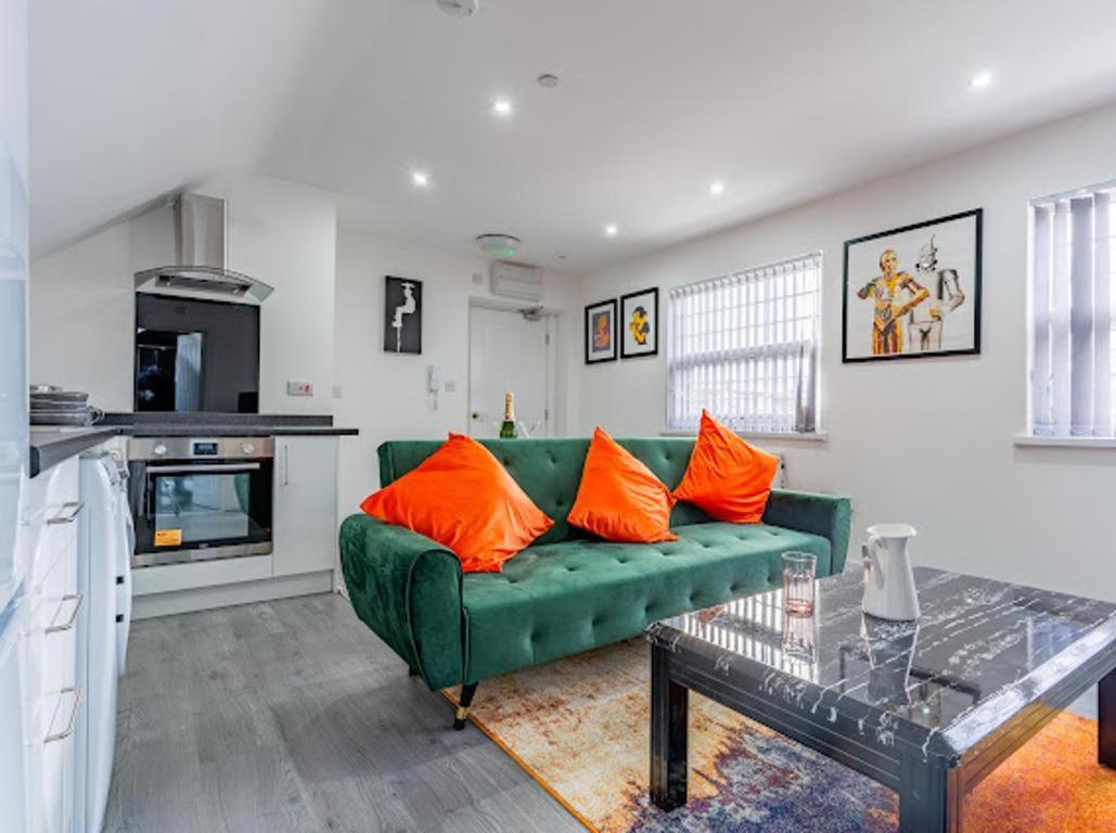 Cool Top Floor Apartment Very Near Birmingham Centre Exteriör bild