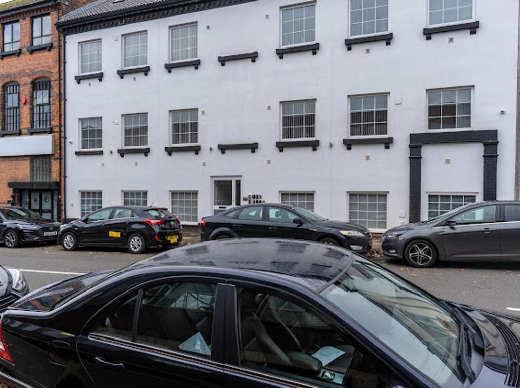 Cool Top Floor Apartment Very Near Birmingham Centre Exteriör bild